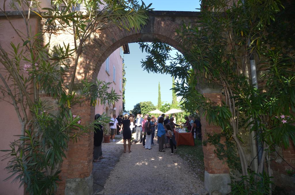 Villa Palagione Centro Interculturale Volterra Luaran gambar